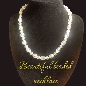 Beautiful beaded 17" necklace